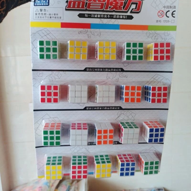 Vỉ RuBick 20 Cái Nhiều Hình Cho Bé