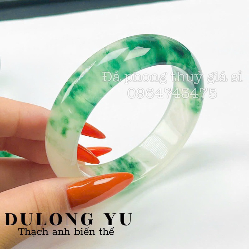Vòng tay bản thach anh biến thể siêu đẹp mịn size 59-60mm kèm hộp gấm cao cấp