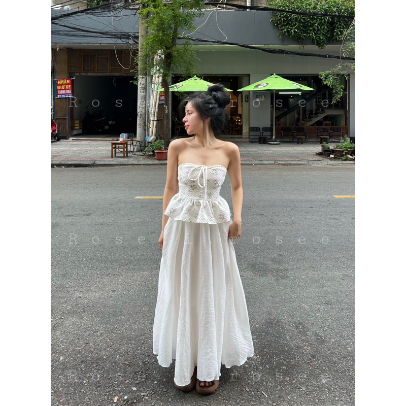 CHÂN VÁY DÀI TRẮNG