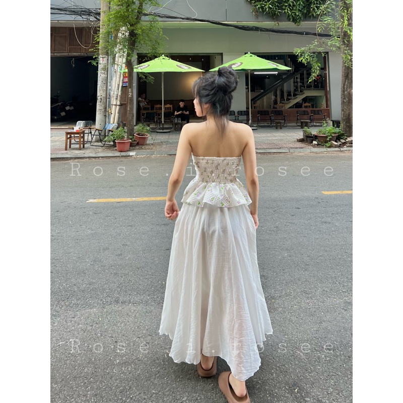 CHÂN VÁY DÀI TRẮNG