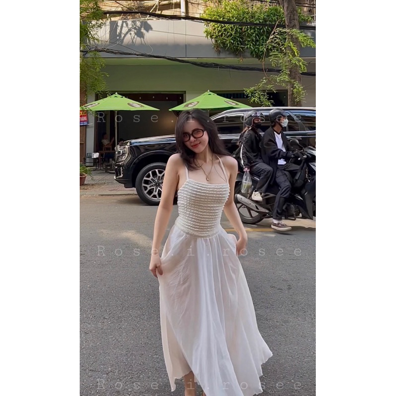 CHÂN VÁY DÀI TRẮNG