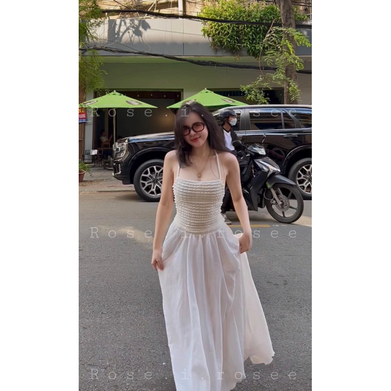 CHÂN VÁY DÀI TRẮNG