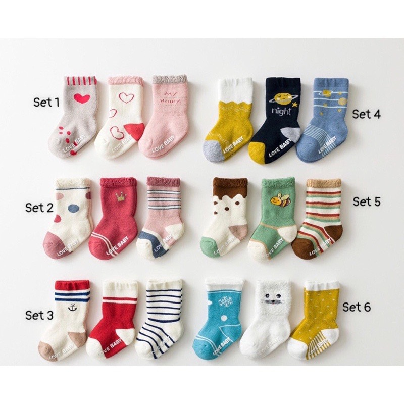 Set 3 đôi tất/vớ chống trượt cho bé cổ cao Hàn Quốc dày ấm cho bé