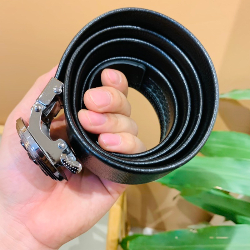 Thắt lưng mặt xoay đính màu đen mờ, Dây lưng xoay 360 thời trang