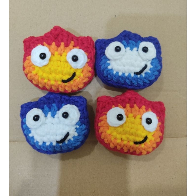 móc khóa ngọn lửa Calcifer handmade bằng len