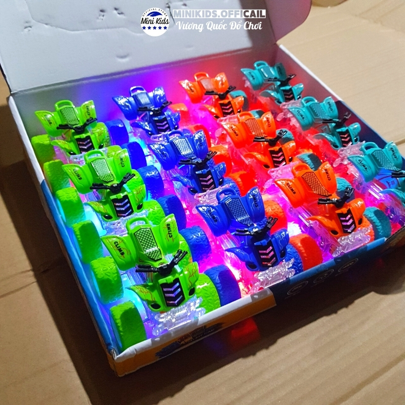 Xe địa hình quán tính phát sáng, xe máy 4 bánh chạy bánh đà có sẵn pin dành cho bé từ 2 tuổi - Đồ chơi MiniKids