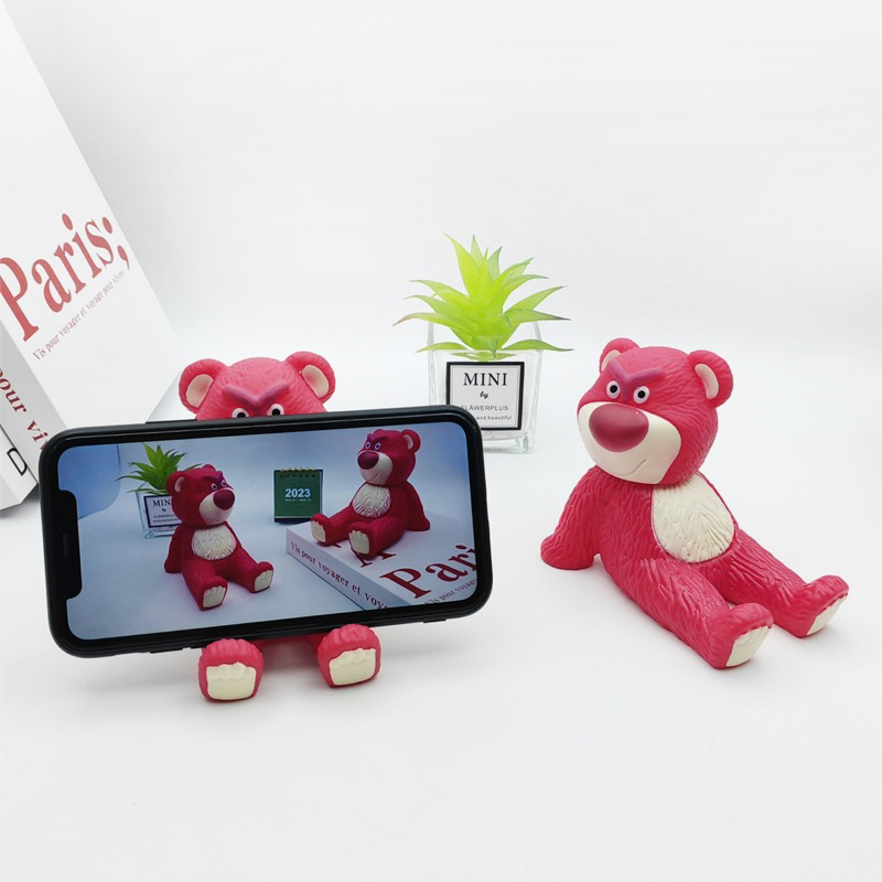 Giá Đỡ Điện Thoại Để Bàn Hình Chú Gấu Và Dâu Tây Dễ Thương