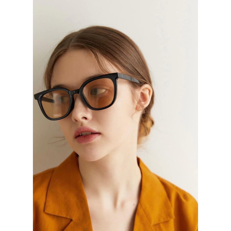Kính one- Brilliant Hàn sale