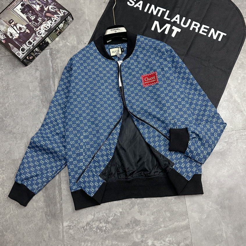 Áo Khoác bomber vải bò họa tiết của nhà G.CCi hàng chuẩn độ hoàn thiện Siêu cấp