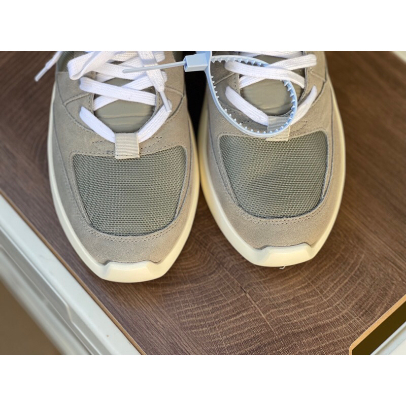 Giày sneaker FEAR OF GODESSENTIALS grey/black