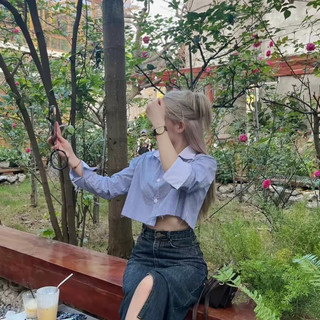 Áo sơ mi croptop tà lệnh tay dài phối cổ cá tính