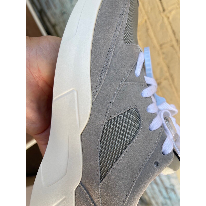 Giày sneaker FEAR OF GODESSENTIALS grey/black