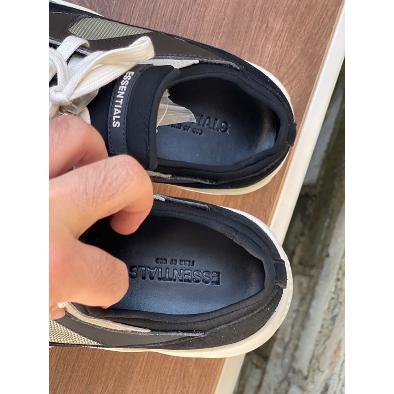 Giày sneaker FEAR OF GODESSENTIALS grey/black