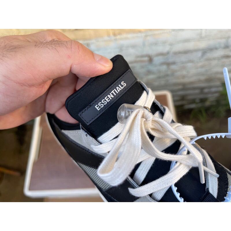 Giày sneaker FEAR OF GODESSENTIALS grey/black