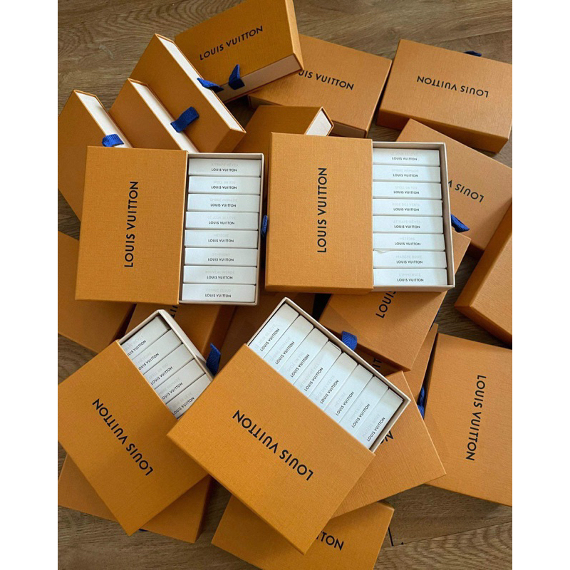 Louis Vuitton Malletier A Paris Gift Box Package 5”/5” Light Brown Tan