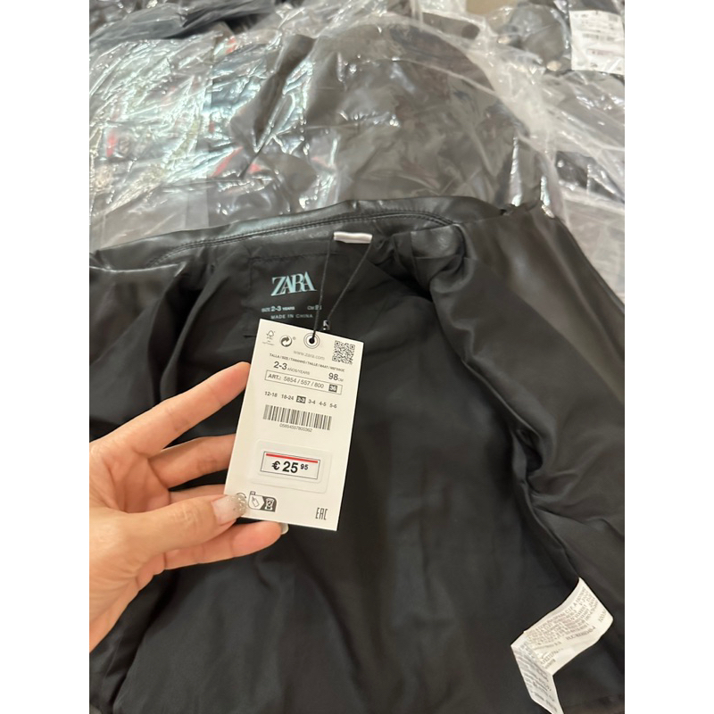 Áo khoác da bé trai bé gái đen khóa chéo