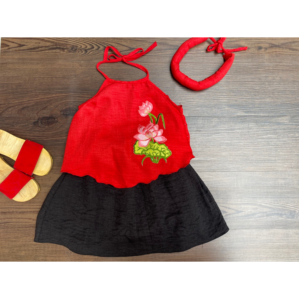 Set áo yếm hoa sen + chân váy, yếm Tết 2024 vải đũi vân mây cho bé gái 8-26kg- Ngọc Kids