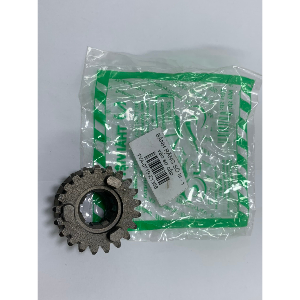 Bánh răng số  3  vào sơ cấp có 24 răng