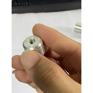 Cục căn nhôm lắp gù xe máy - Ắc nhôm đóng ghi đông gắn gù tay lái chống rung CNC nguyên khối bản 2023