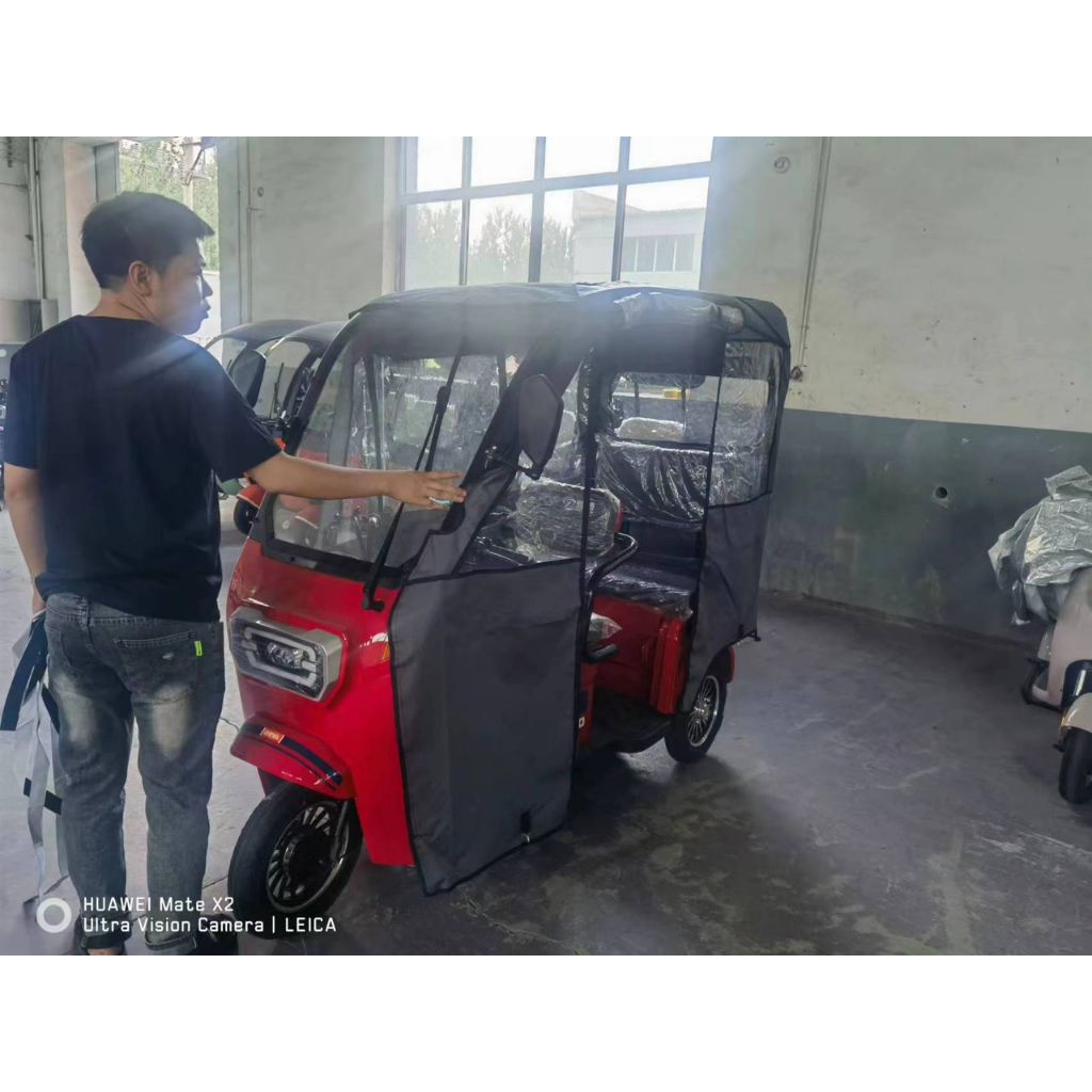 Xe điện 3 bánh YABO F1, Xe điện 3 bánh cho người già, người khuyết tật, Có rèm che mưa, khung thép, BH 12 tháng