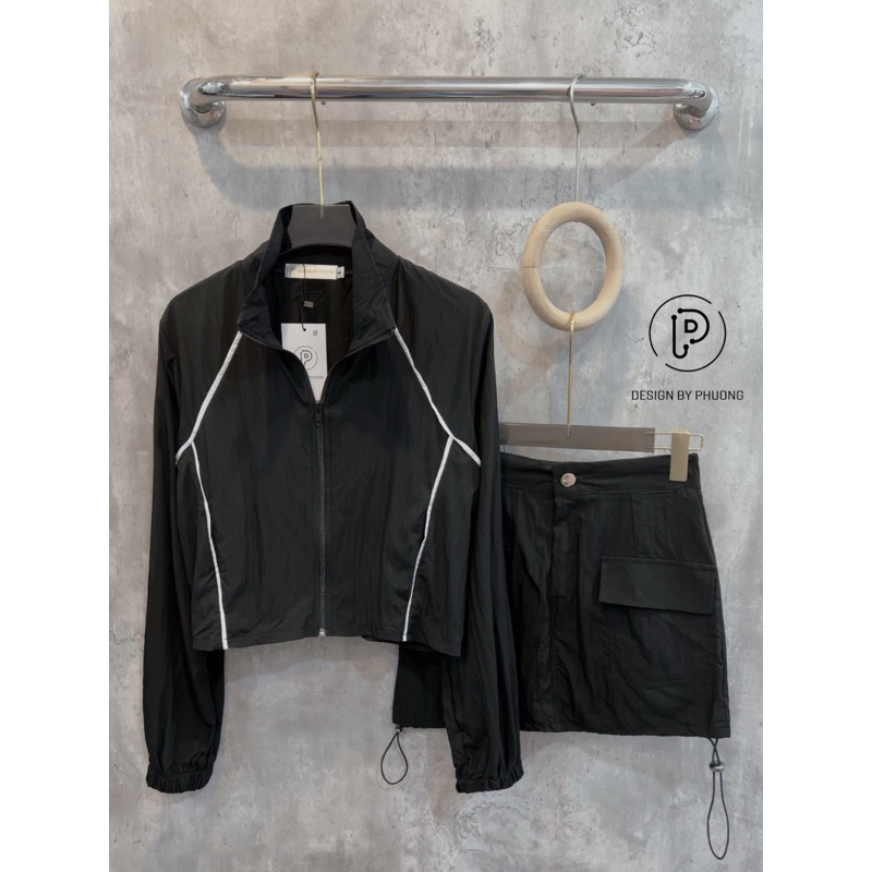 SET CHÂN VÁY NGẮN ÁO KHOÁC GIÓ VIỀN TAY DÀI