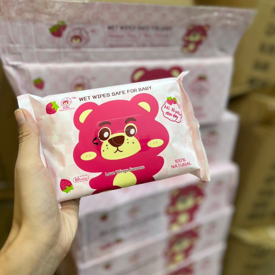 Khăn giấy ướt Bebe hình gấu dâu túi 80 siêu tiện lợi cho bé