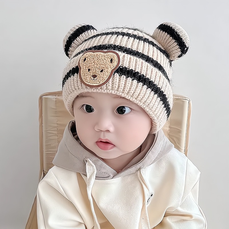 Mũ len Hàn Quốc phối kẻ đính hình gấu dày dặn ấm áp cho bé yêu