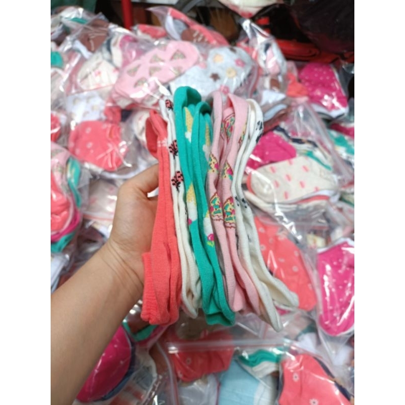 Tất cotton oldnavy cho nữ và bé gái lớn