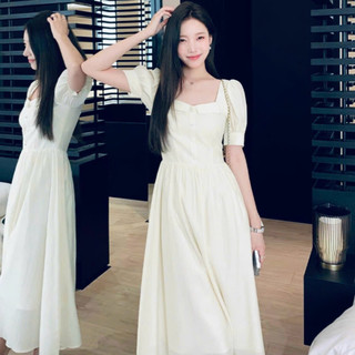 Đầm váy freesize trắng nẹp cổ form dài