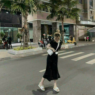 Đầm váy freesize đen cổ tròn basic form dài