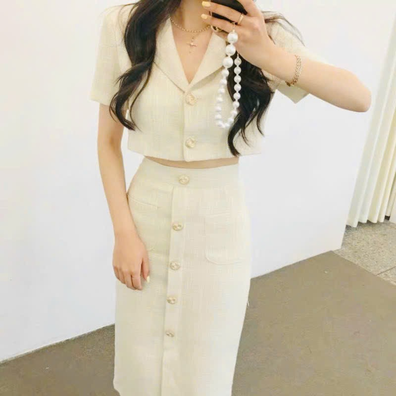 Set freesize chân váy bút chì và áo crotop cổ vest