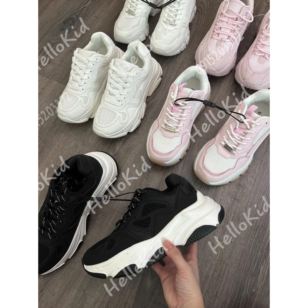 Giày thể thao studio dư xịn