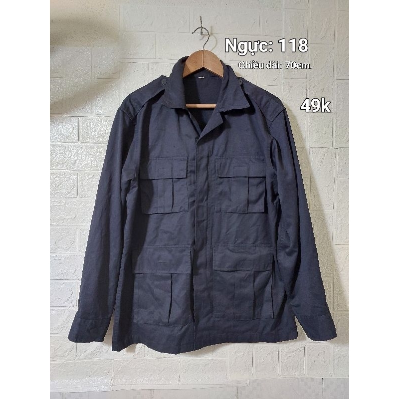 Áo khoác nam 14 size L.