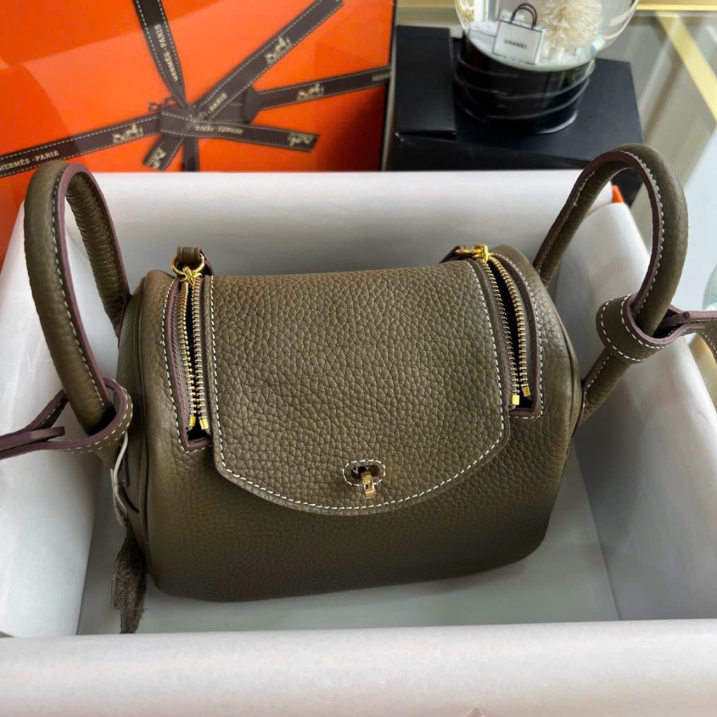 TÚI HERME LINDY KÈM CHARM, KHĂN SZ20