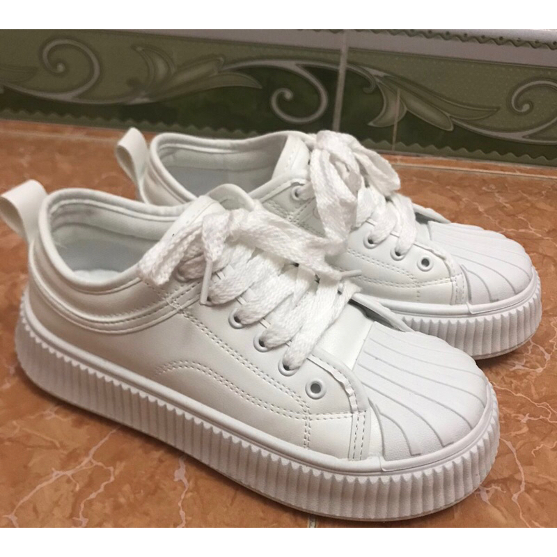 Pass giày còn mới tinh size 37