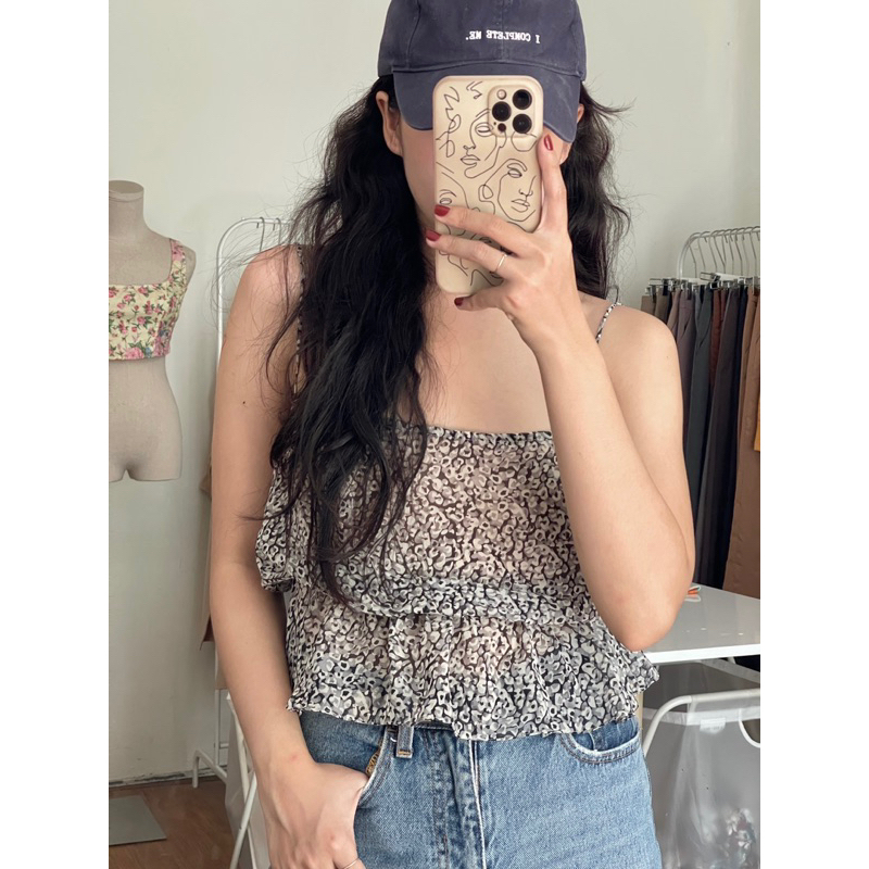 ISCHII - Áo 2 dây hoạ tiết Noora top