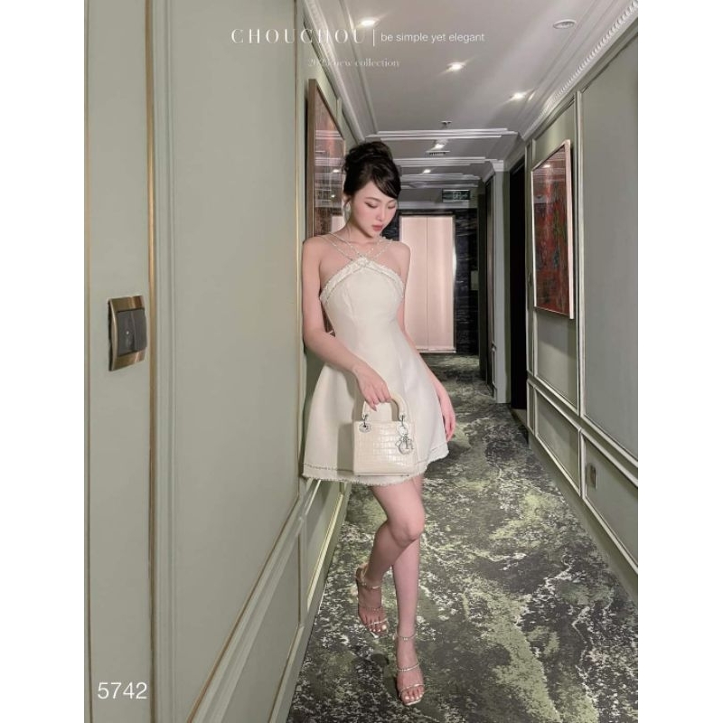 Đầm Yếm Đá Chéo chuẩn CHOUCHOU