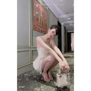 Đầm Yếm Đá Chéo chuẩn CHOUCHOU
