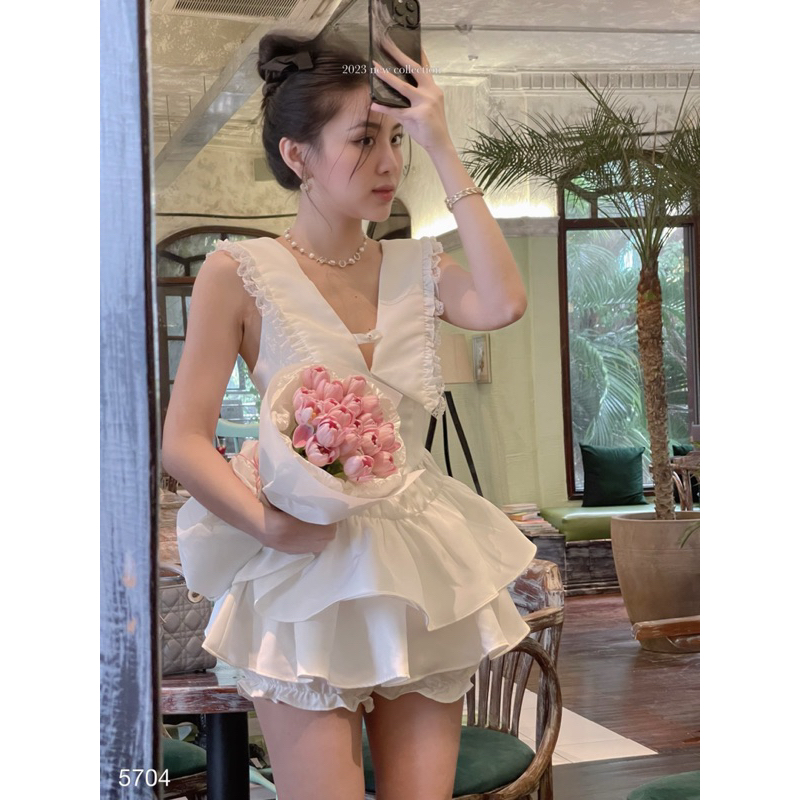 Set áo viền ren bèo nơ đá + quần bí tầng