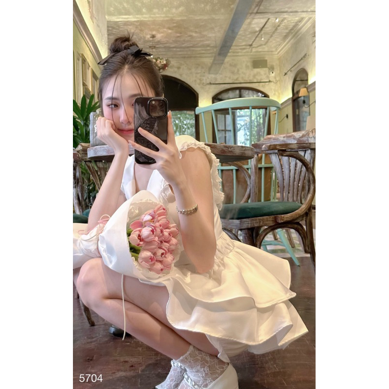 Set áo viền ren bèo nơ đá + quần bí tầng