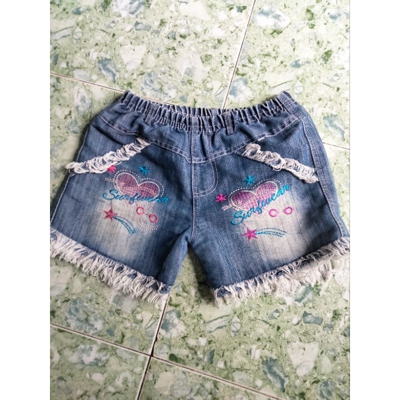 Quần bé gái 25kg