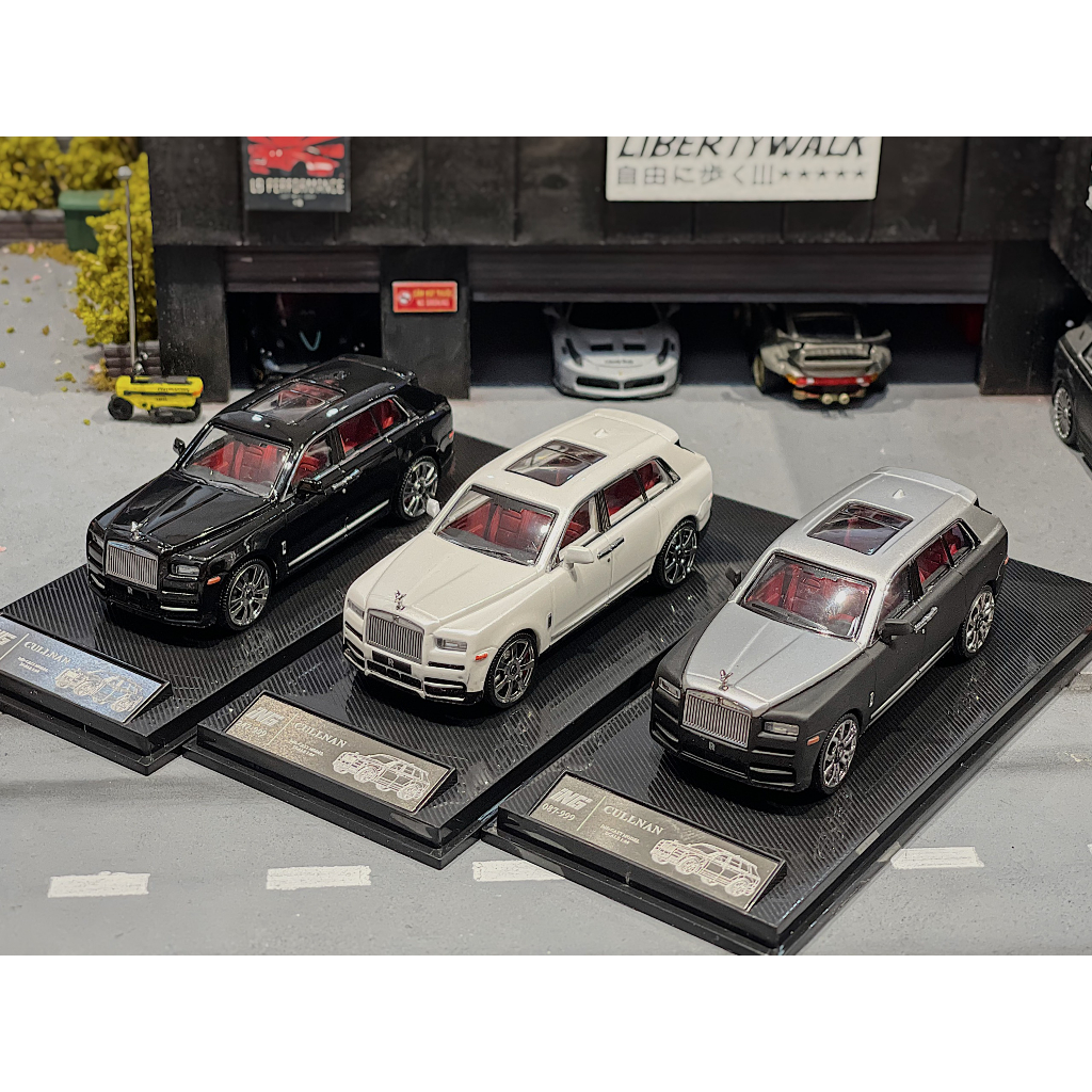 XE MÔ HÌNH ROLLS ROYCE CULLINAN,TỶ LỆ 1/64
