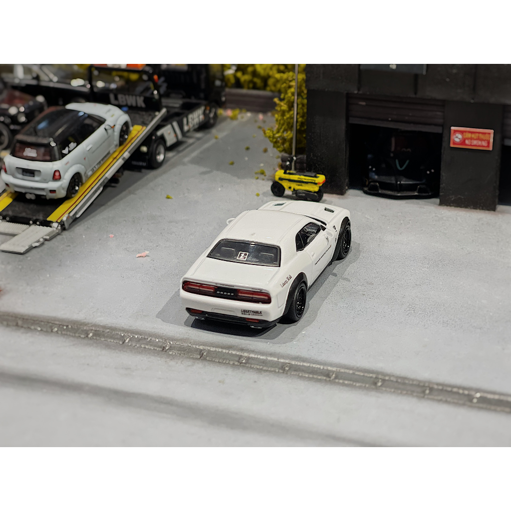 XE MÔ HÌNH LB-WORKS DODGE CHALLENGER SRT HELLCAT,TỶ LỆ 1/64 POPRACE