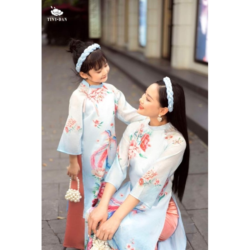 Sét áo dài gia đình bé gái cao cấp.đẹp mềm mại 4 tà  họa tiết in 3d cao cấp.hàng thiết kế bán giá sỉ