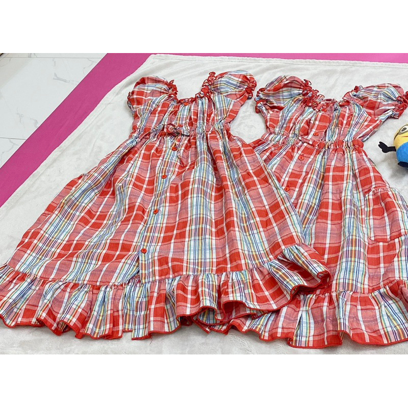 Đầm sọc carô bé gái