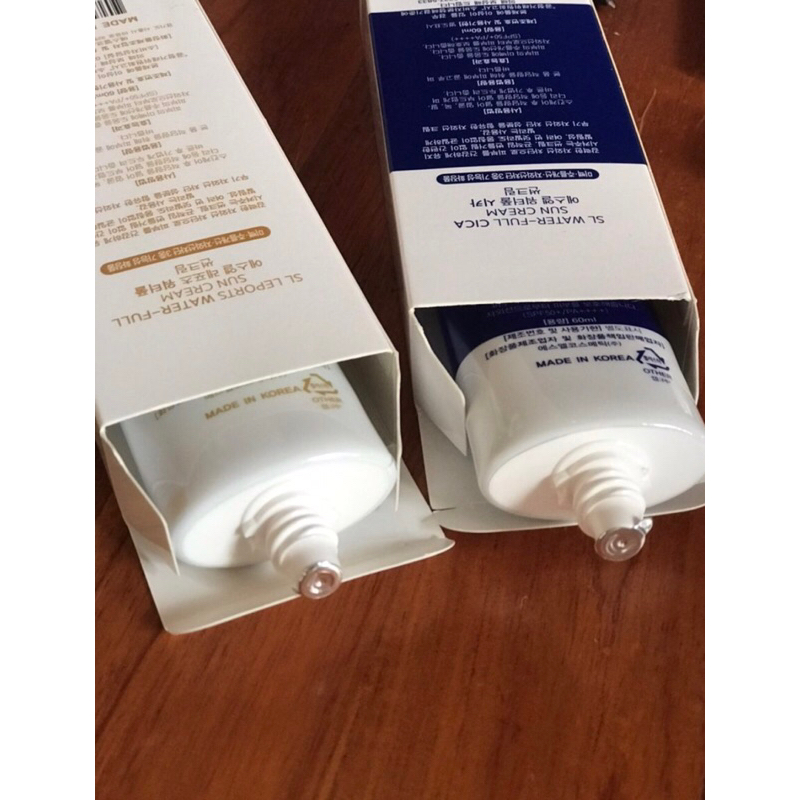 Pass combo 2 tuýt kcn spf 50+ chưa mở nắp dùng lần nào