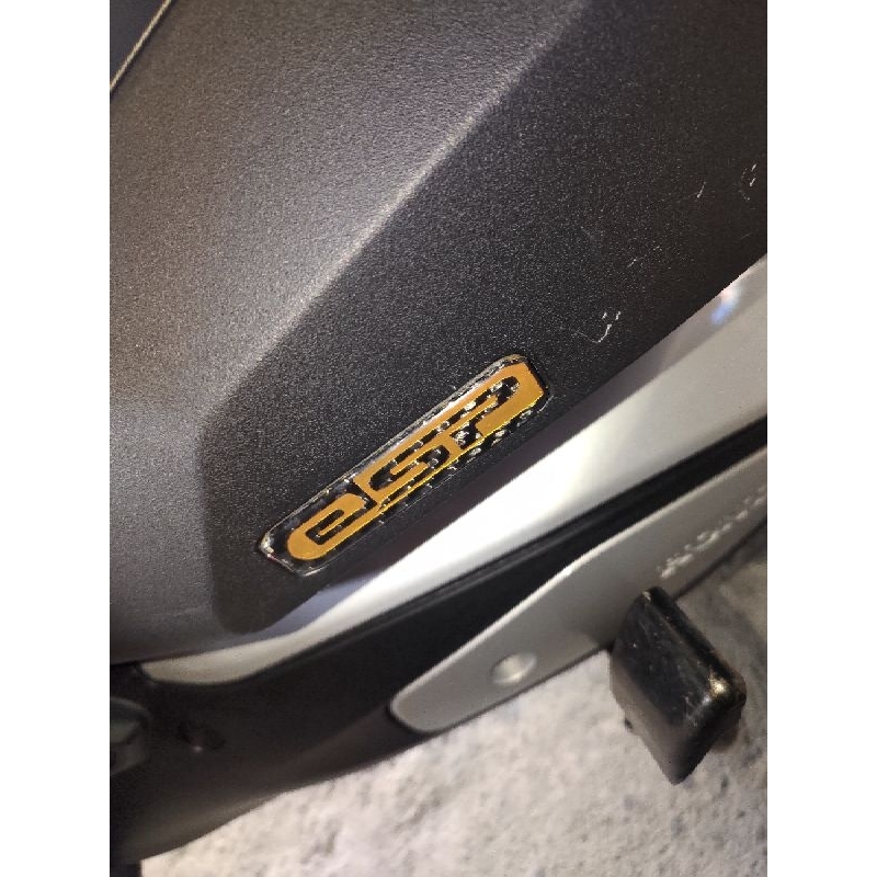 TEM NỔI ESP VÀNG DÁN PÔ E Đúc Sợi CarbonFiber Cao Cấp