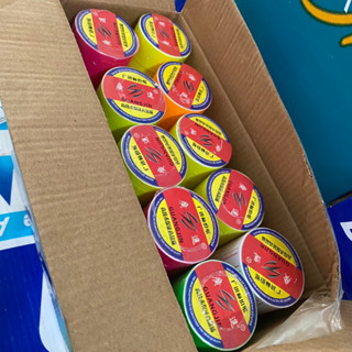 THÙNG 100 CUỘN Giấy dán giá, tem dán giá, nhãn dán giá đủ màu dùng cho máy bắn giá tiền