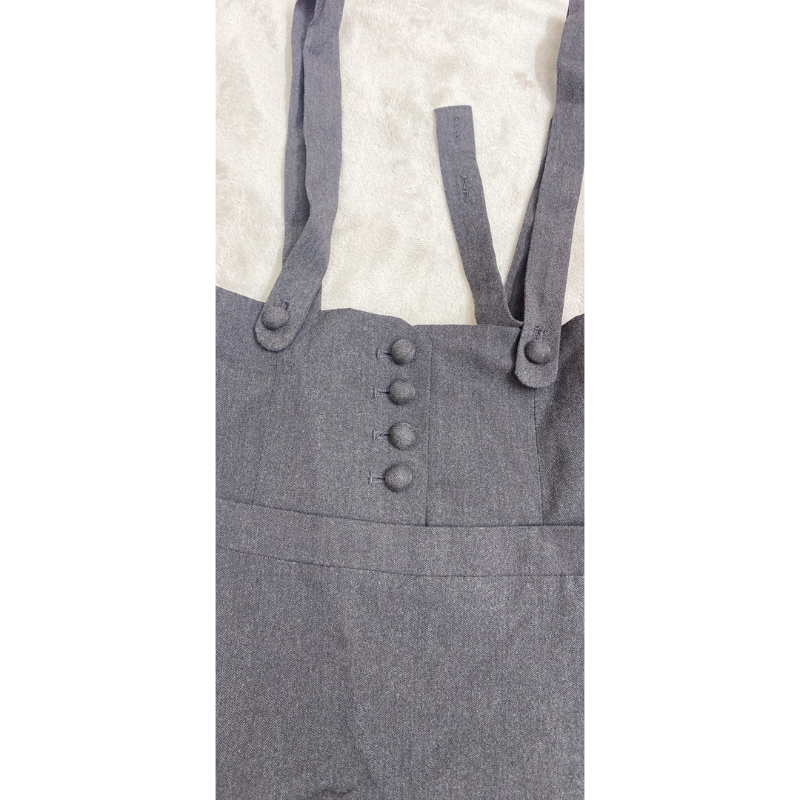 Đầm yếm 2hand bé gái