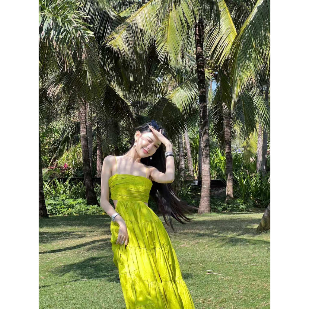 Váy maxi xanh chuối cut out eo lưng cực xinh - MS084